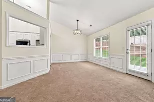 1422 Fountain Lakes Dr, Lawrenceville, GA 30043 - Photo 8