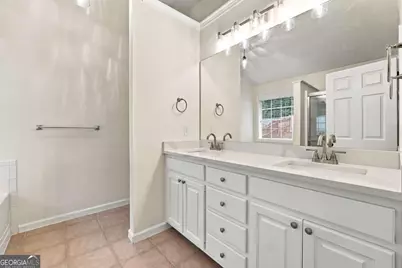 1422 Fountain Lakes Drive, Lawrenceville, GA 30043 - Photo 20
