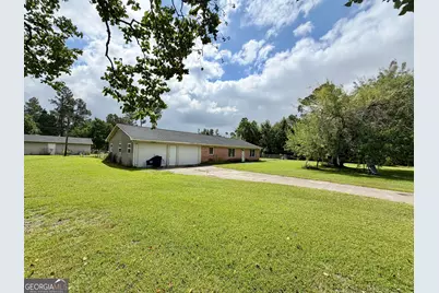 10 N Osage Lane, Hazlehurst, GA 31539 - Photo 2