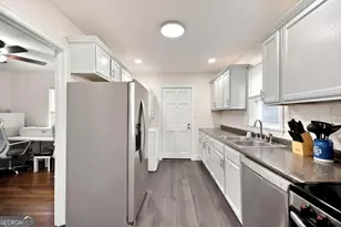 111 Benton Ave, Warner Robins, GA 31088 - Photo 14