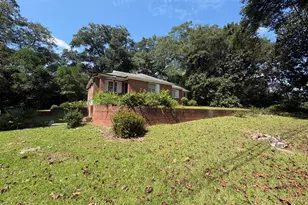4075 Edgewood Cir, Columbus, GA 31907 - Photo 14