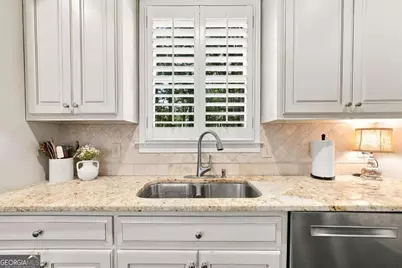 2150 Roos Place NE, Marietta, GA 30066 - Photo 20