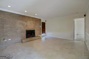 202 E Wright St, Winder, GA 30680 - Photo 12