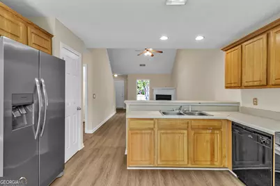167 London Dr, McDonough, GA 30253 - Photo 2