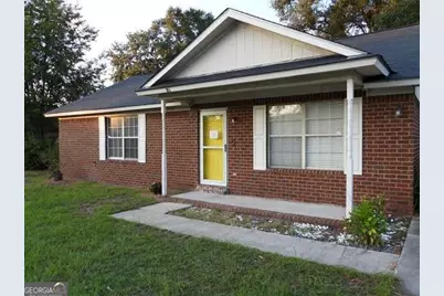 81 Crosby Drive, Hinesville, GA 31313 - Photo 2