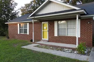 81 Crosby Dr, Hinesville, GA 31313 - Photo 2