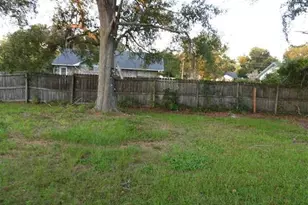 81 Crosby Dr, Hinesville, GA 31313 - Photo 14