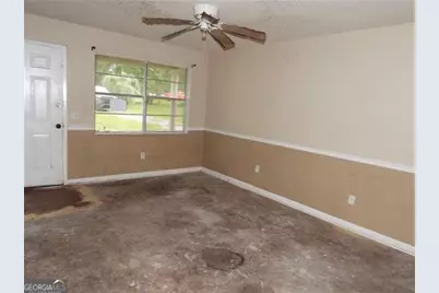 218 Thiess Branch Drive, Hinesville, GA 31313 - Photo 2