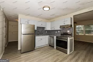 8355 Dunellen Ln, Jonesboro, GA 30238 - Photo 6