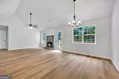 2067 Brandy Woods Drive SE, Conyers, GA 30013 - Photo 6