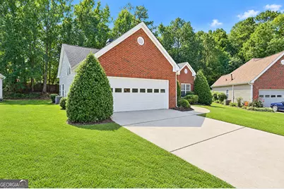 140 Kaylee Court, Fayetteville, GA 30214 - Photo 2