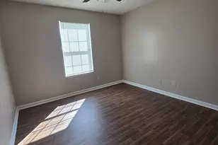 585 Forest Hills Path, Forest Park, GA 30297 - Photo 6