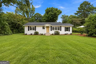 135 Pineview Road, Jackson, GA 30233 - Photo 1