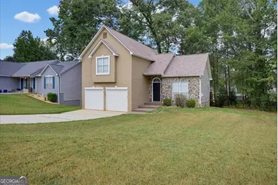 723 River Valley Drive, Jonesboro, GA 30238 - Photo 2