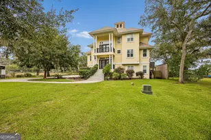 528 Pelican Cir, Woodbine, GA 31569 - Photo 1
