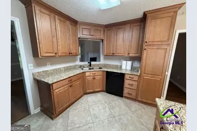 1201 Panola Circle, Warner Robins, GA 31088 - Photo 8