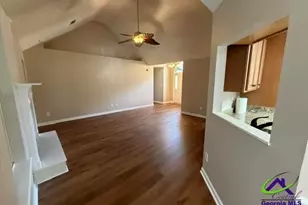 1201 Panola Cir, Warner Robins, GA 31088 - Photo 6