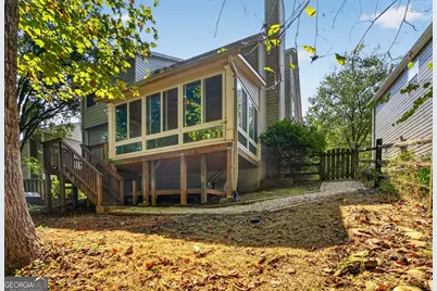 3952 Lullwater Main NW, Kennesaw, GA 30144 - Photo 2