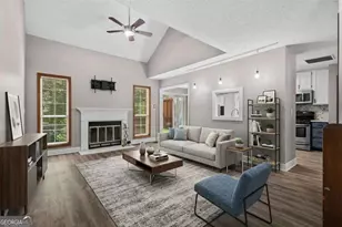 873 Edgewater Cir, Marietta, GA 30062 - Photo 6