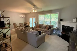 33 Jekyll Dr, Marietta, GA 30066 - Photo 2