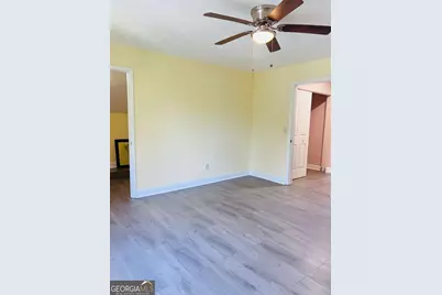 563 Crestridge Court, Stone Mountain, GA 30083 - Photo 22