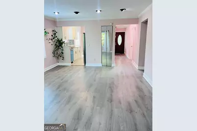 563 Crestridge Court, Stone Mountain, GA 30083 - Photo 14