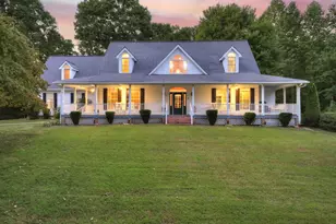 552 Dalrymple Cir, Ellijay, GA 30540 - Photo 1