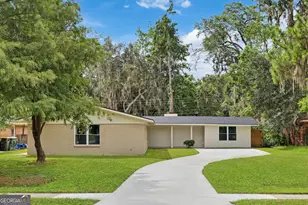 605 Lee Blvd, Savannah, GA 31405 - Photo 1