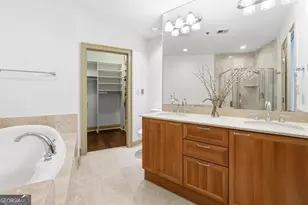 2881 Peachtree Rd NE, Atlanta, GA 30305 - Photo 28