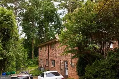1425 Southland Vista Courts NE, Atlanta, GA 30329 - Photo 2