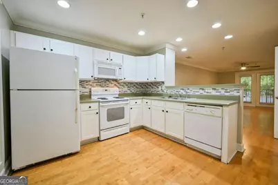 1035 Barnett Shoals Road #131, Athens, GA 30605 - Photo 10