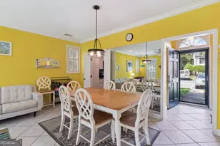 1035 Beachview Dr, Saint Simons, GA 31522 - Photo 10