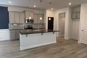 304 Magnolia Villas Dr, Cornelia, GA 30531 - Photo 8