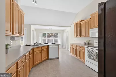 121 Andrea Lane, McDonough, GA 30253 - Photo 10