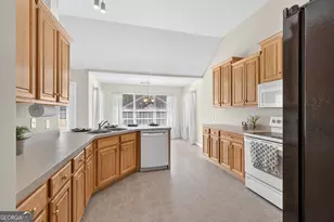 121 Andrea Ln, McDonough, GA 30253 - Photo 10