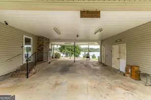 1056 S Lake Dr, East Dublin, GA 31027 - Photo 10