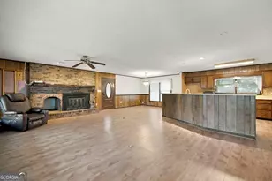 1056 S Lake Dr, East Dublin, GA 31027 - Photo 14