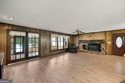 1056 S Lake Drive, East Dublin, GA 31027 - Photo 12