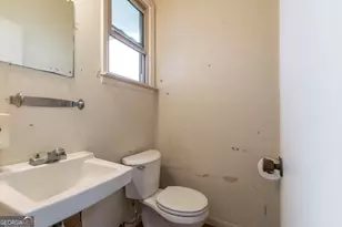 1056 S Lake Dr, East Dublin, GA 31027 - Photo 34