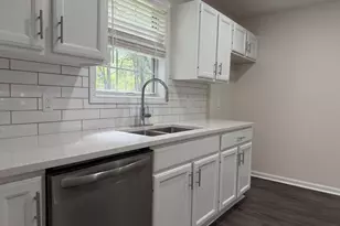 509 Carriage Ln, Statesboro, GA 30458 - Photo 4