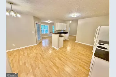 574 Hickeria Way, Winder, GA 30680 - Photo 4