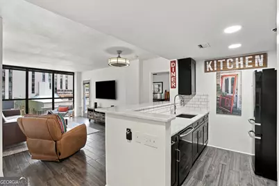 1280 W Peachtree Street NW #APT 812, Atlanta, GA 30309 - Photo 8