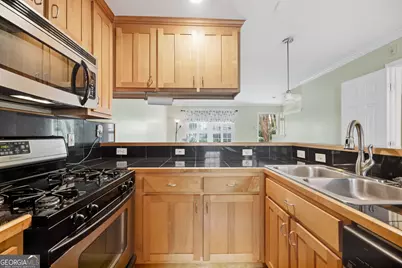 2232 Dunseath Avenue NW #APT 203, Atlanta, GA 30318 - Photo 12