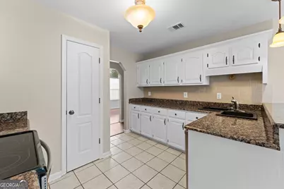 302 Jubilee Circle, Bonaire, GA 31005 - Photo 16