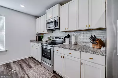 8 Hawkhorn Court, Savannah, GA 31407 - Photo 10