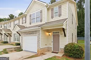 4370 Stone Gate Way, East Point, GA 30344 - Photo 2