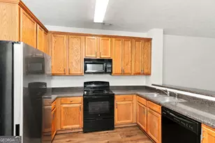 4370 Stone Gate Way, East Point, GA 30344 - Photo 6