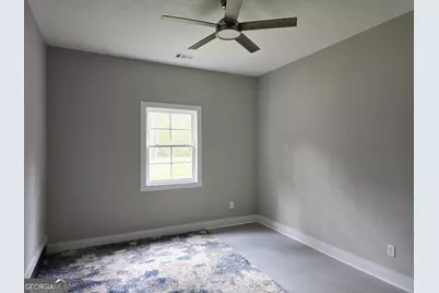 169 E Sheppard Street, Stapleton, GA 30823 - Photo 18