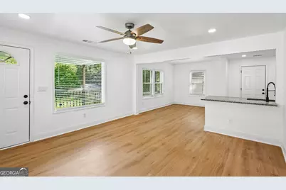 130 Stratford Drive NW, Atlanta, GA 30311 - Photo 2