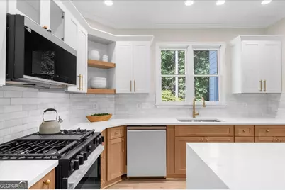 7406 Harbor Glen, Stone Mountain, GA 30087 - Photo 12